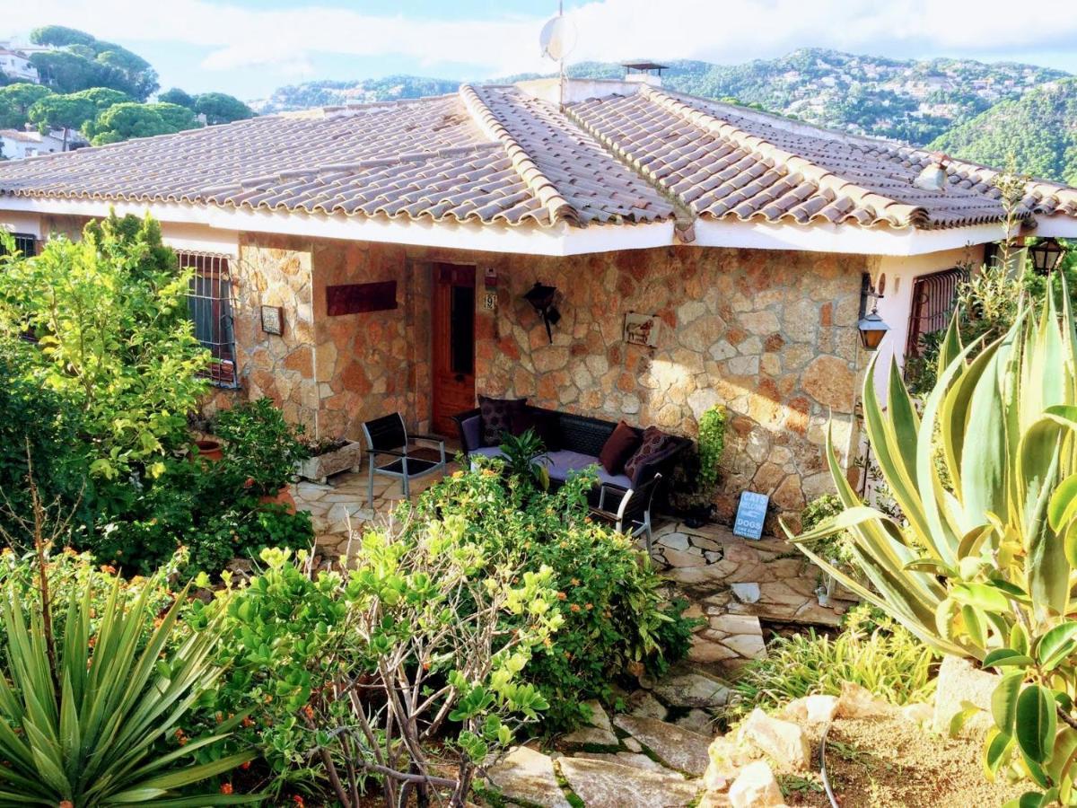 Cala Canyelles Holidays Apartments Льорет-де-Мар Экстерьер фото